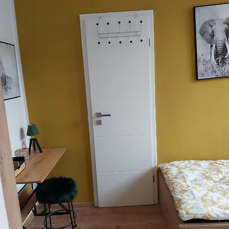Apartment Karazazi Stuttgart